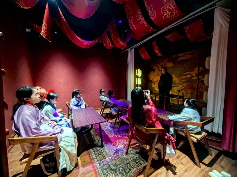 上街区互动剧场策划